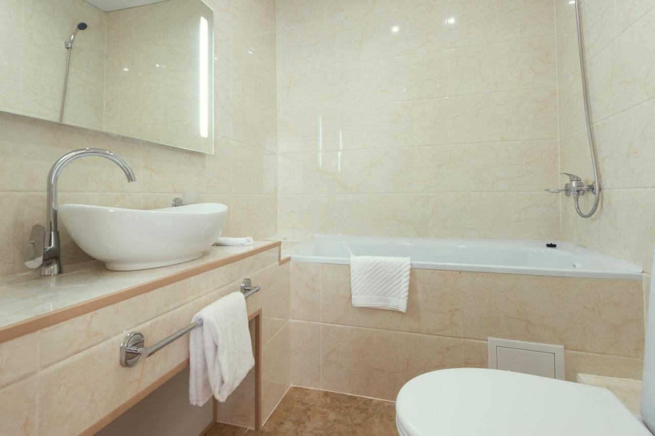 Come Inn Astana Ngoại thất bức ảnh